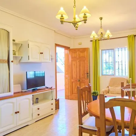 Apartamento A Pie De Playa. Playa Apartment